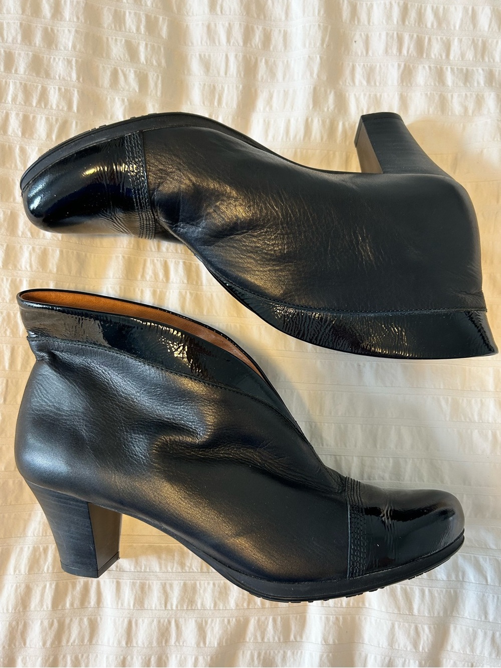 Hispanitas Women's Black Mixed Leather Ankle Boots
